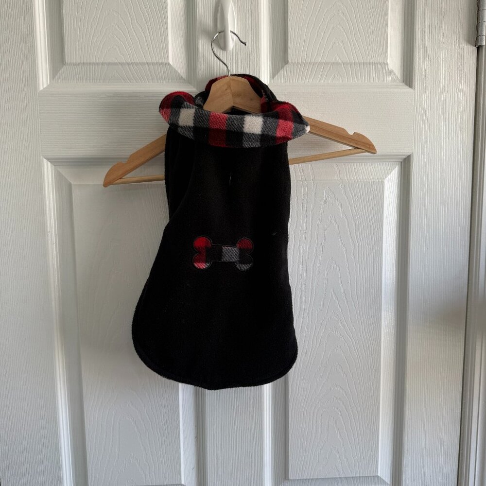 Good 2 Go Reversible Red/Black Plaid Dog Jacket Size Medium/ Large